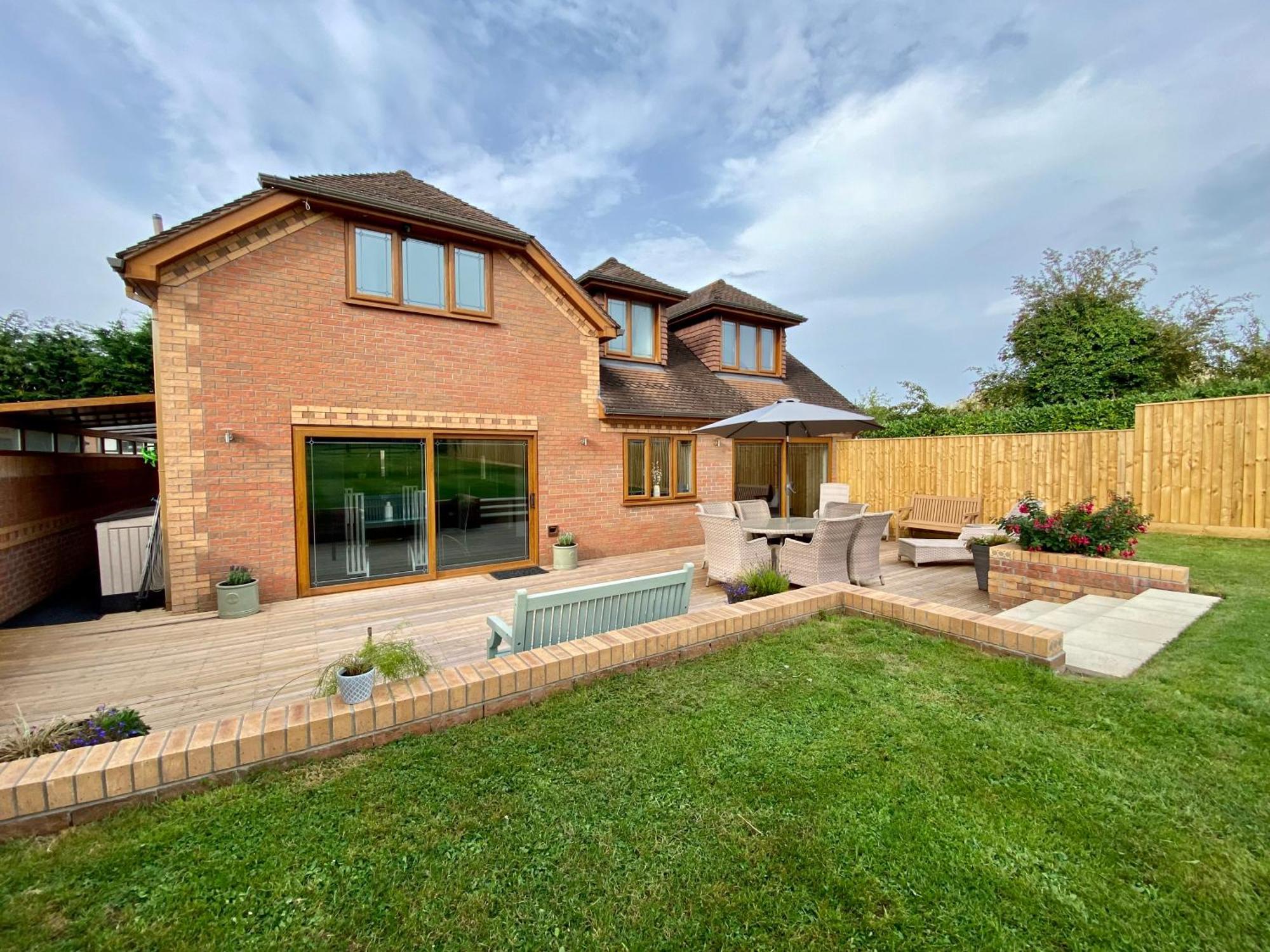 Countryside Family Home Keynsham Exterior photo