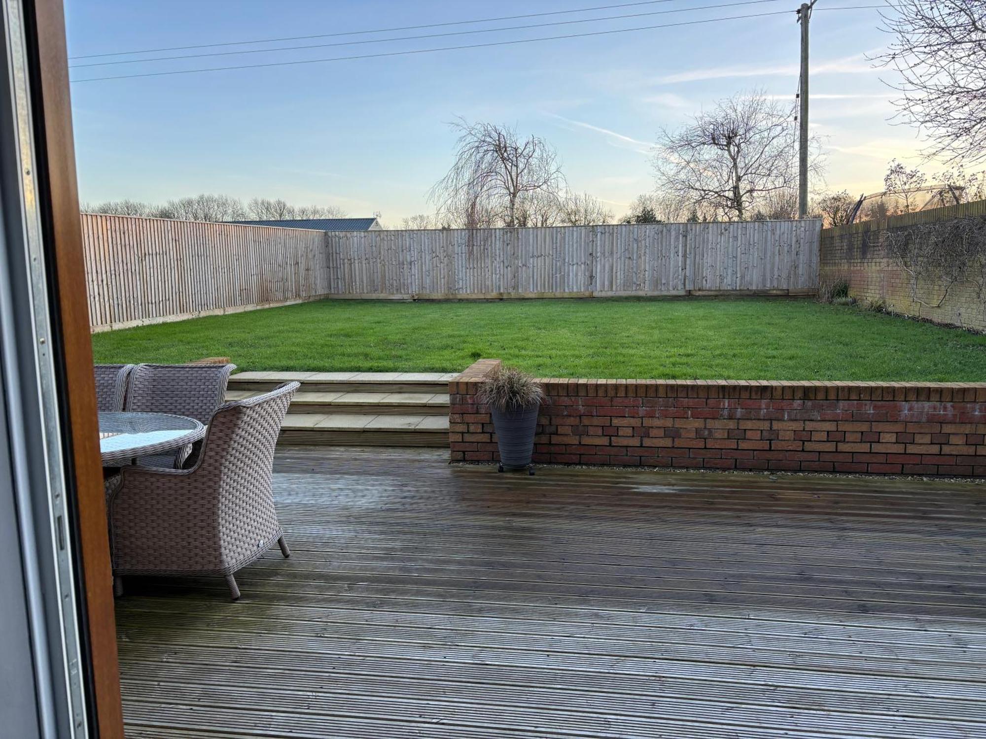Countryside Family Home Keynsham Exterior photo